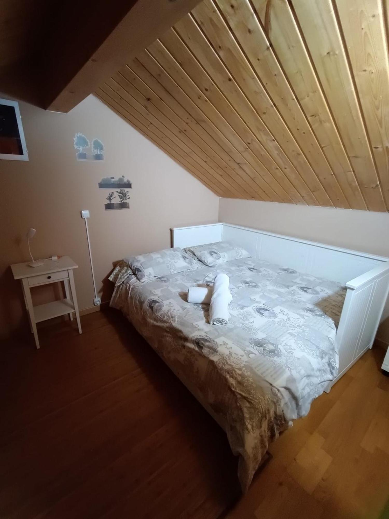 Adosado En Villanua Con Wifi Экстерьер фото